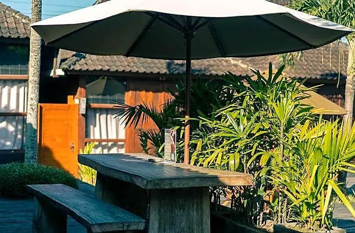 Turtle Managed By Manara Guest house Canggu (Bali)